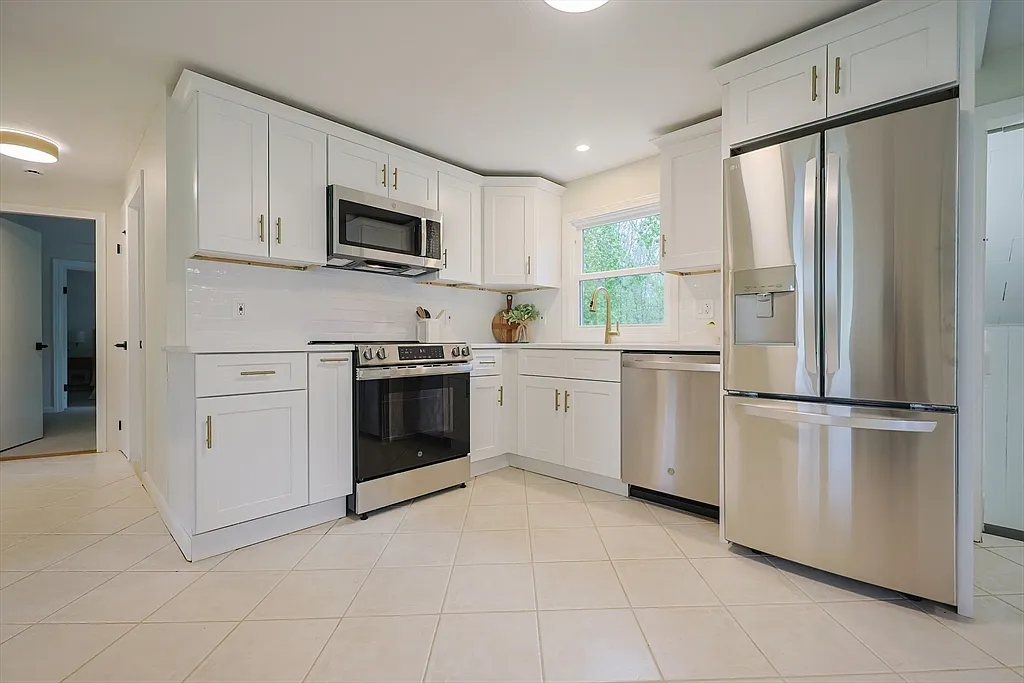 Massasoit Rd, Worcester, MA 01604 (8)