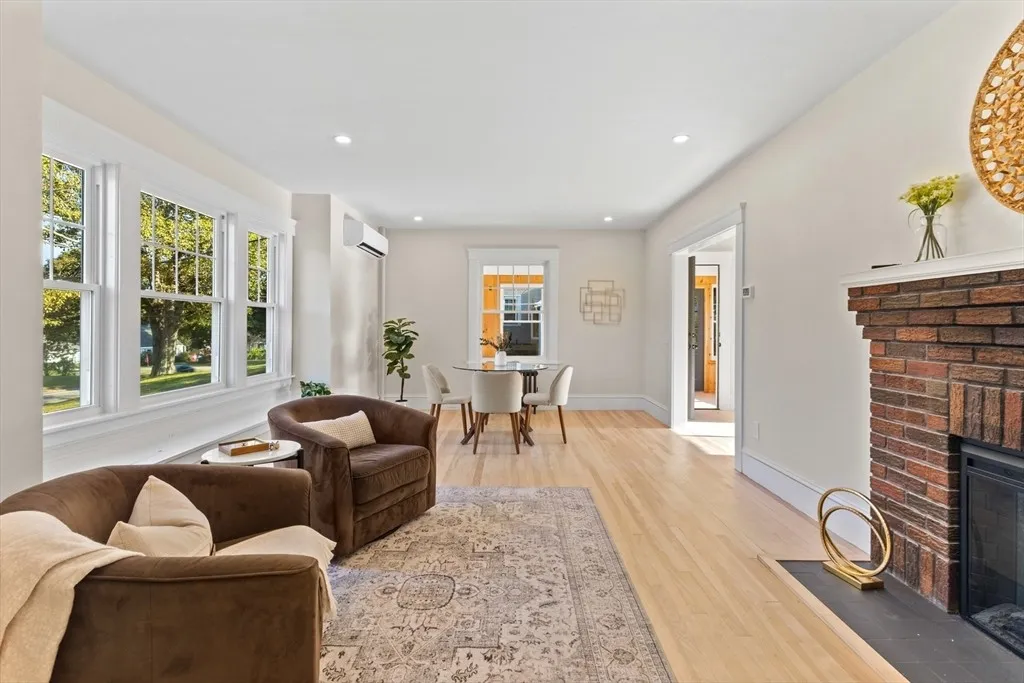 Pleasant St, Paxton, MA 01612 (13)