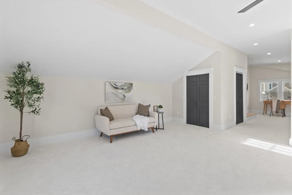 Pleasant St, Paxton, MA 01612 (14)